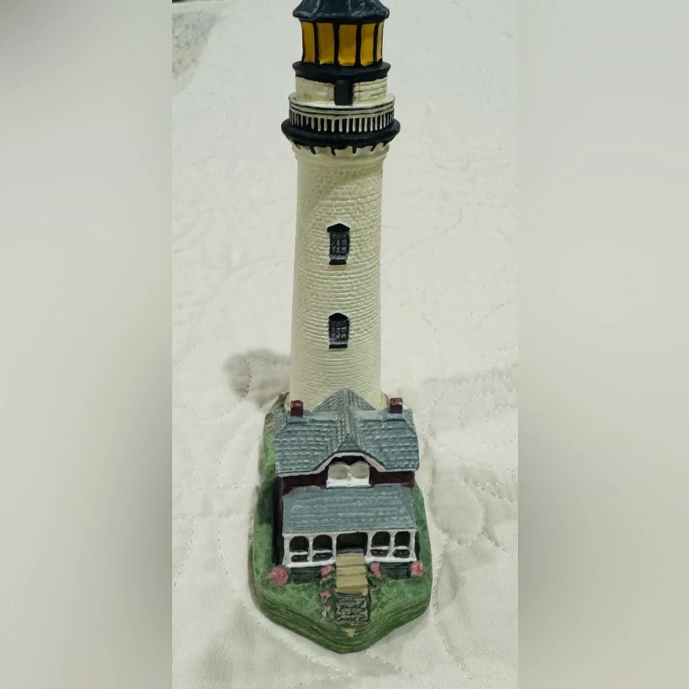 SPOONTIQUES St. Simon’s Island Limited Edition Lighthouse Georgia